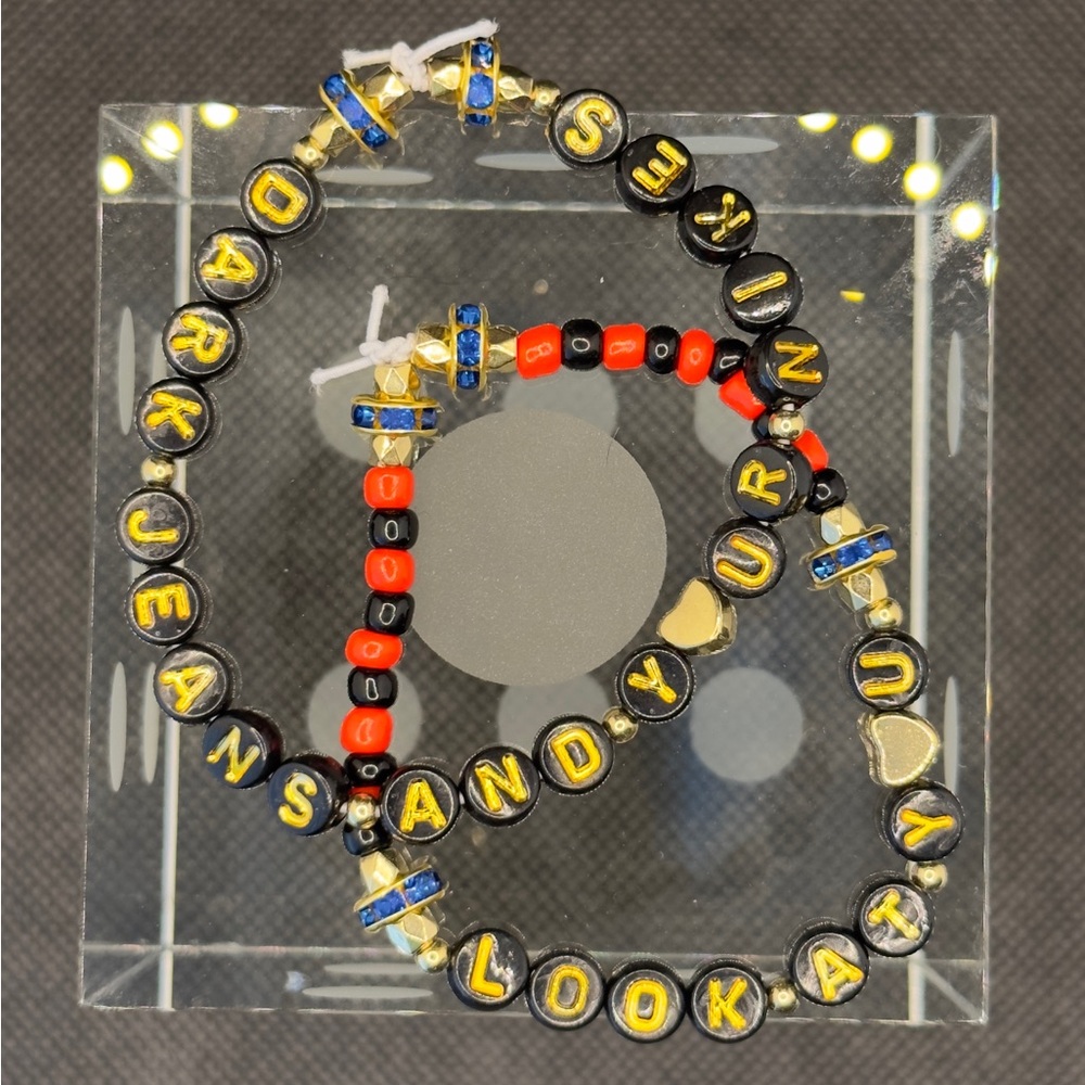 SET! Taylor Swift Eras Tour Friendship Bracelets